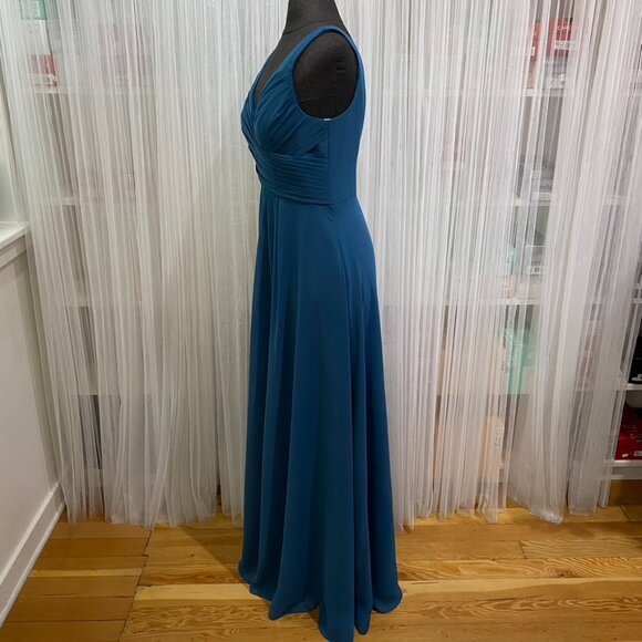JJ's House Ink A-line V-Neck Floor-Length Chiffon Bridesmaid Dress Size 10 - Picture 4 of 16